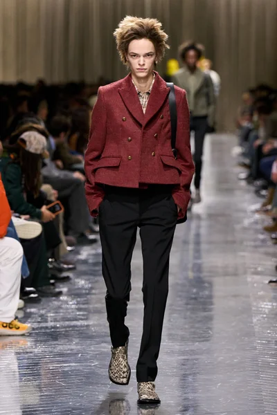 Look 31